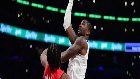 “羽毛球传奇马林生涯终章将至！‘西班牙羽毛球之母’故乡举行告别盛典！”